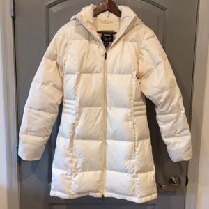 Mountain Hardwear Downtown coat NWOT